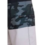 O'Neill Youth Boys Heat 17" Board Shorts Black & Camo - Image 4