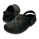 Crocs Adults' Unisex Classic Fuzzy Lined Clogs Black & Black - Image 5